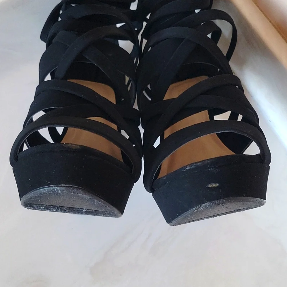 Charlotte Russe Black Suede Caged Heels - Picture 5 of 10